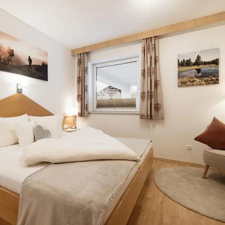 Alpenapartments Ried im Oberinntal