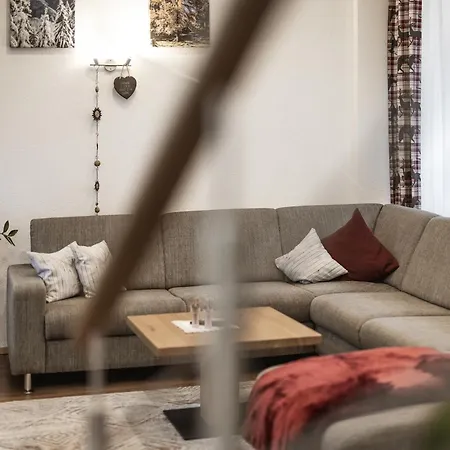 Daire Alpenapartments Ried im Oberinntal