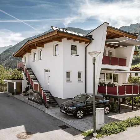 Alpenapartments Apartmán Ried im Oberinntal