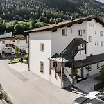 아파트 Alpenapartments