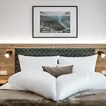 Alpenapartments Daire Ried im Oberinntal